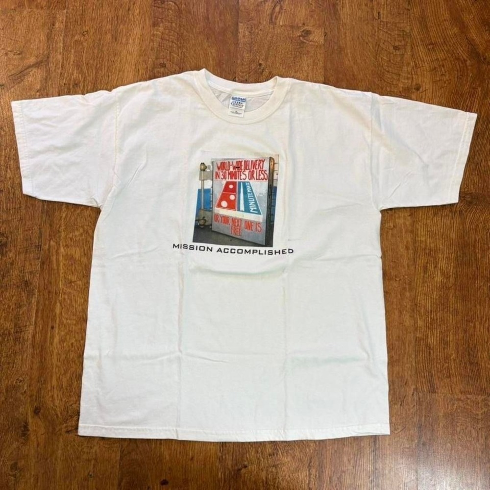 Gildan‎ white Domino's Pizza graphic t-shirt mission accomplished